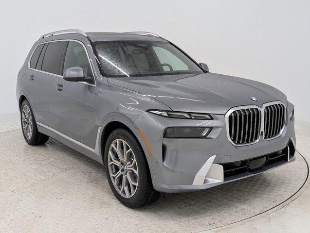 new 2025 BMW X7 car, priced at $91,775