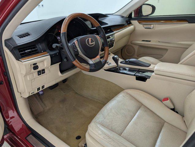 used 2013 Lexus ES 300h car, priced at $13,998