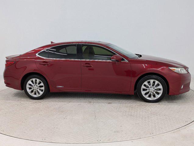 used 2013 Lexus ES 300h car, priced at $13,998