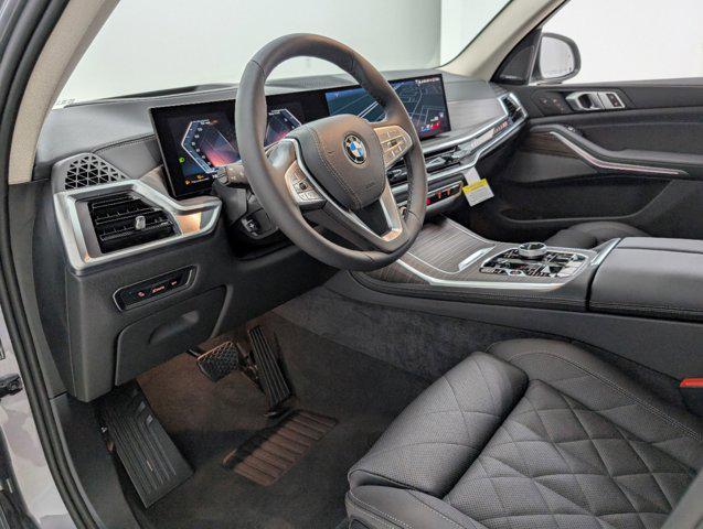 new 2025 BMW X7 car, priced at $91,975