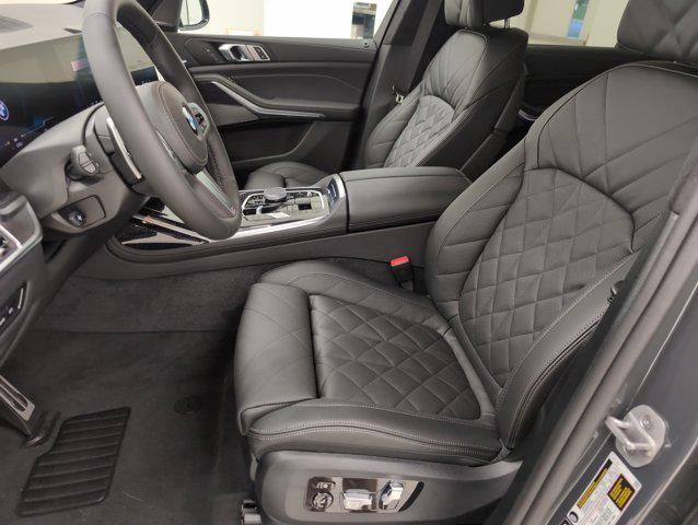 new 2026 BMW X7 car, priced at $97,735