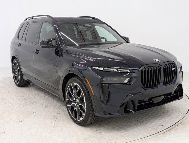 new 2025 BMW X7 car, priced at $118,045