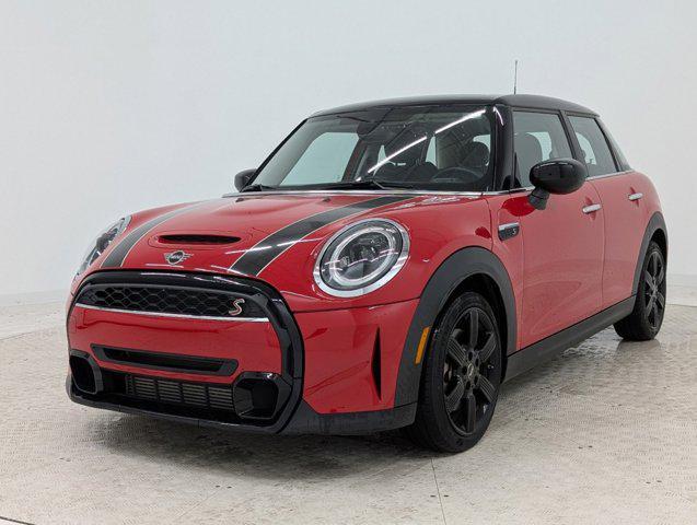 used 2022 MINI Hardtop car, priced at $28,999