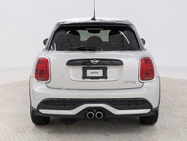 used 2022 MINI Hardtop car, priced at $22,999