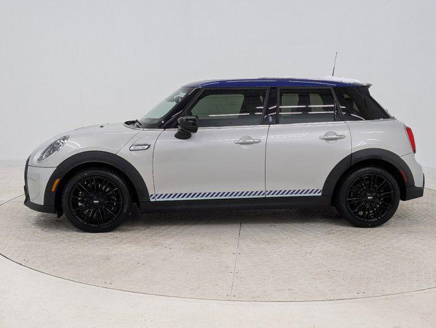 used 2022 MINI Hardtop car, priced at $22,999