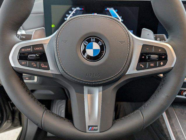 new 2025 BMW X7 car, priced at $95,425