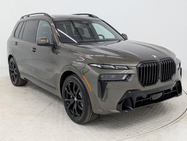 new 2025 BMW X7 car, priced at $95,425