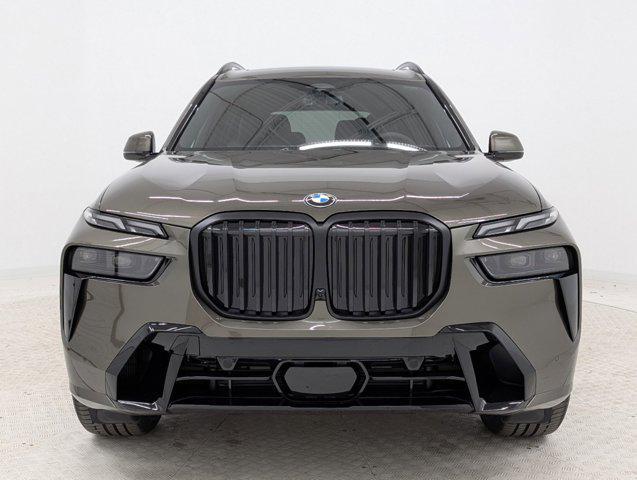 new 2025 BMW X7 car, priced at $95,425