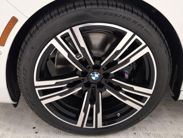 new 2025 BMW 760 car, priced at $134,535