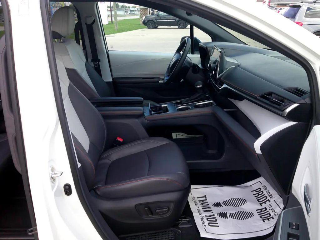 used 2024 Toyota Sienna car, priced at $47,995