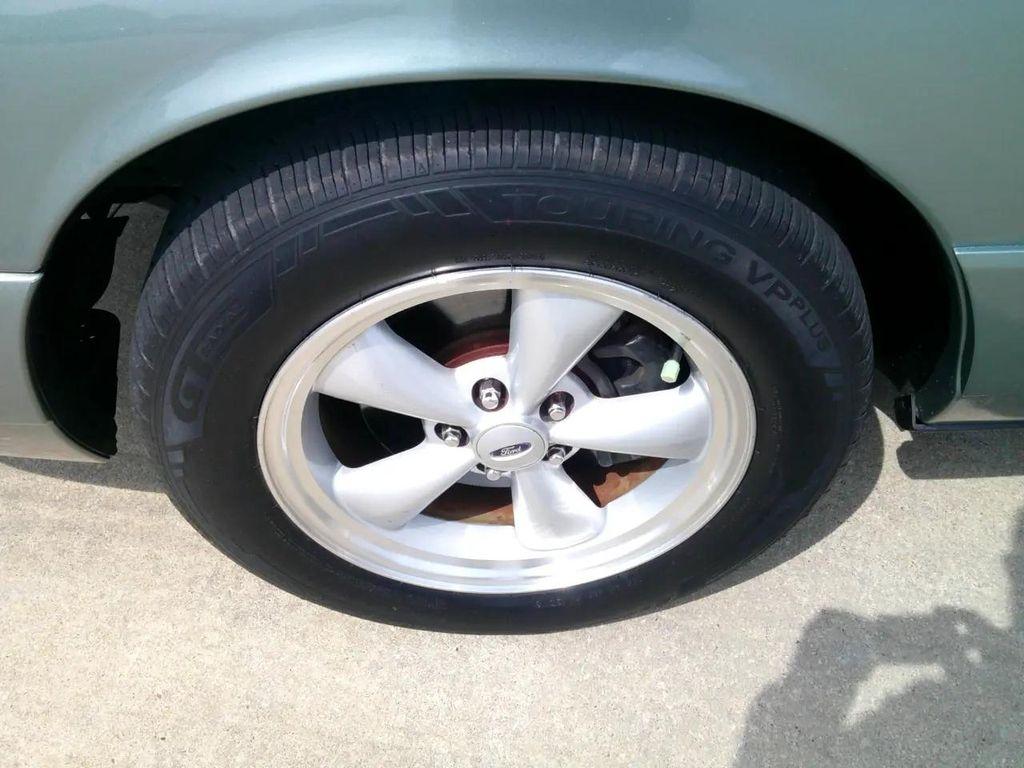 used 2005 Mercury Grand Marquis car, priced at $5,495