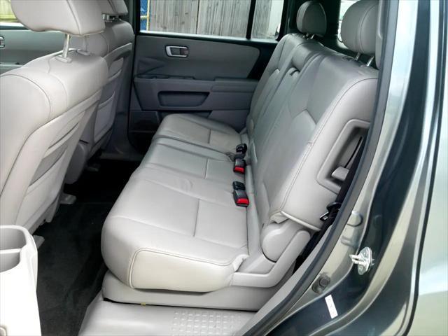 used 2010 Honda Pilot car, priced at $9,995