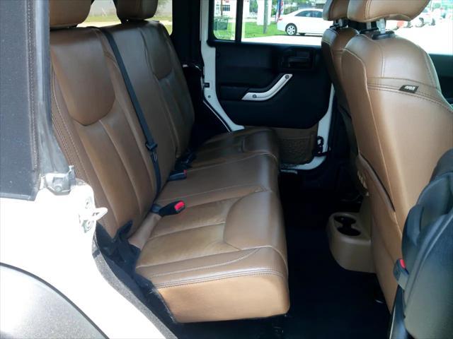 used 2014 Jeep Wrangler Unlimited car, priced at $14,995