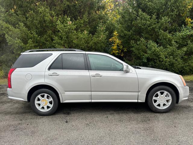 used 2006 Cadillac SRX car, priced at $7,995