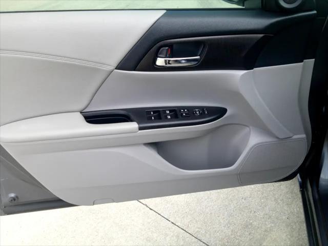 used 2013 Honda Accord car, priced at $11,995