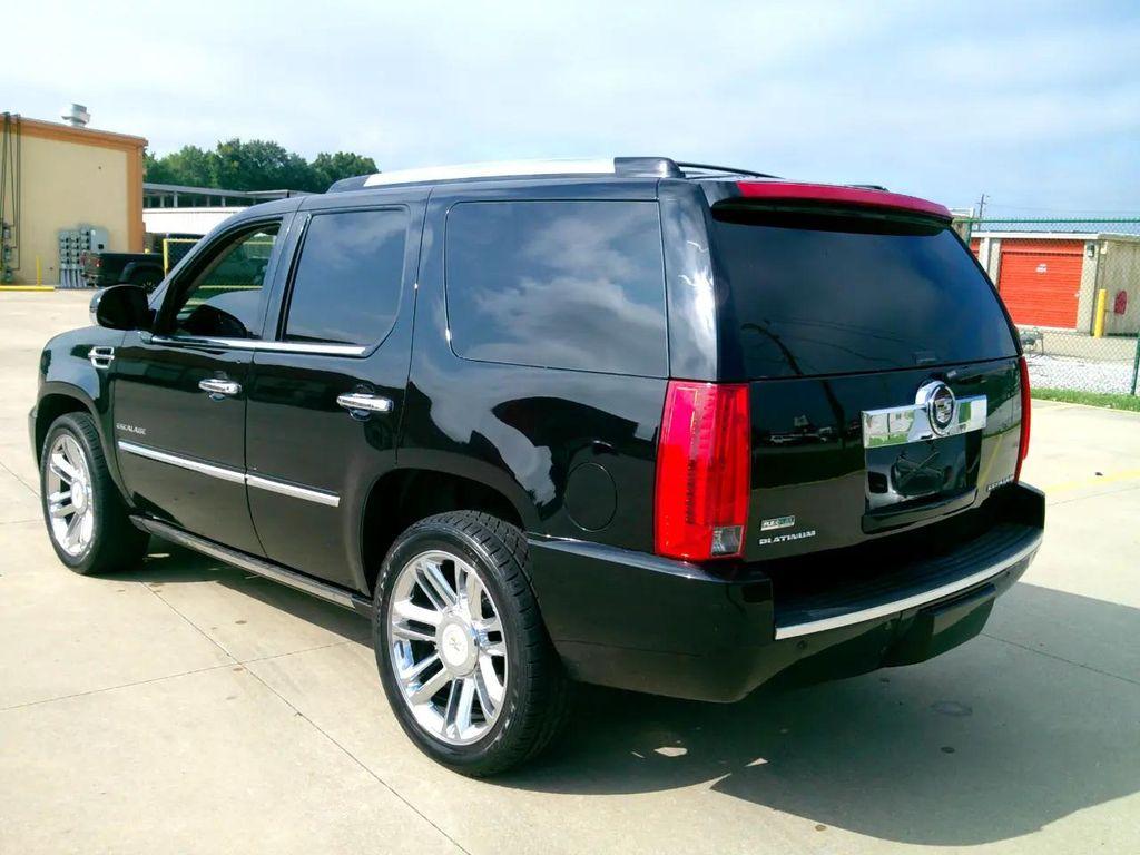 used 2012 Cadillac Escalade car, priced at $14,995