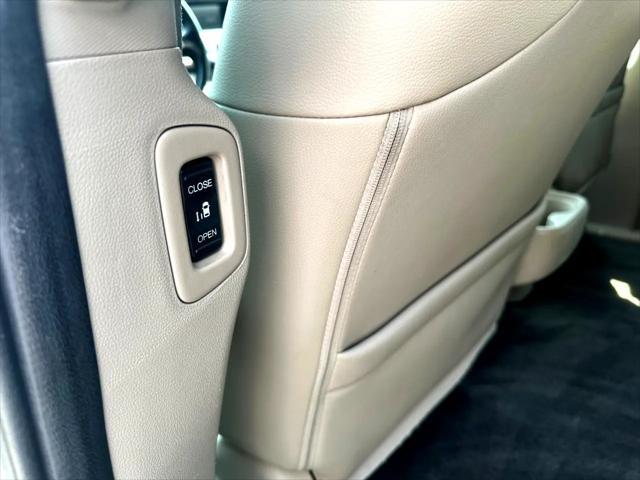 used 2013 Honda Odyssey car, priced at $11,995