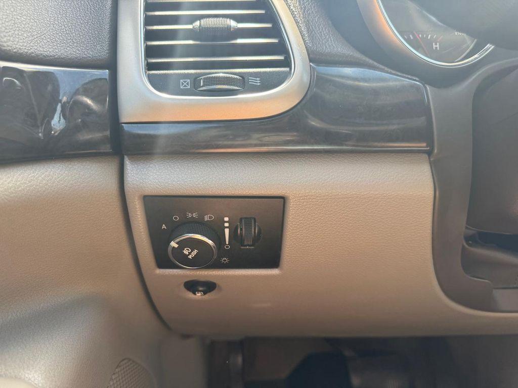 used 2013 Jeep Grand Cherokee car, priced at $4,995