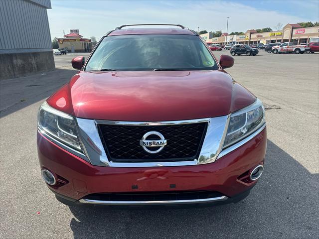 used 2014 Nissan Pathfinder car, priced at $9,995