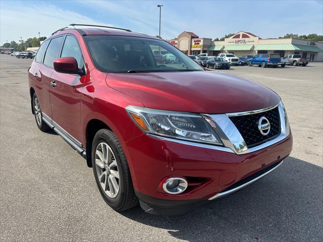 used 2014 Nissan Pathfinder car, priced at $9,995