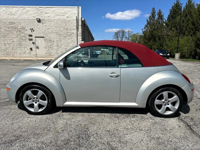 used 2009 Volkswagen New Beetle car, priced at $11,995