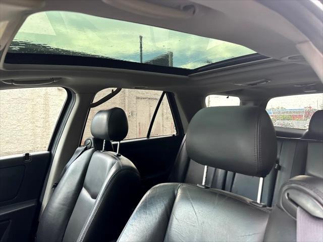 used 2006 Cadillac SRX car, priced at $6,995