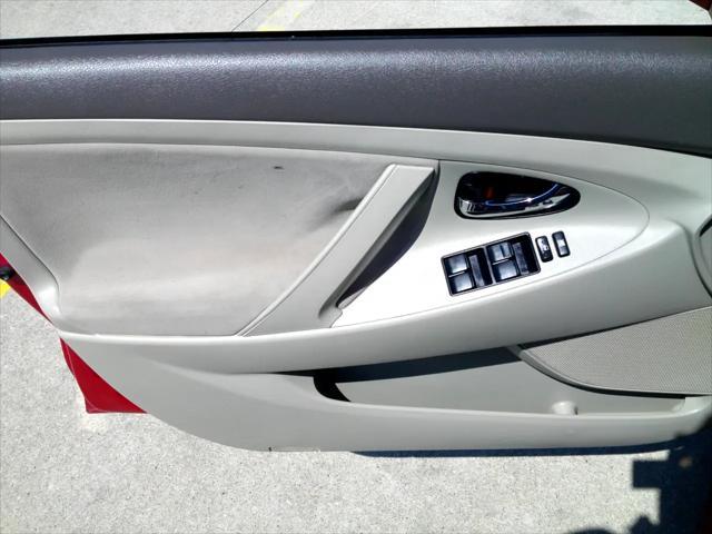 used 2007 Toyota Camry Hybrid car, priced at $8,695