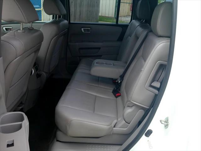used 2014 Honda Pilot car, priced at $12,995