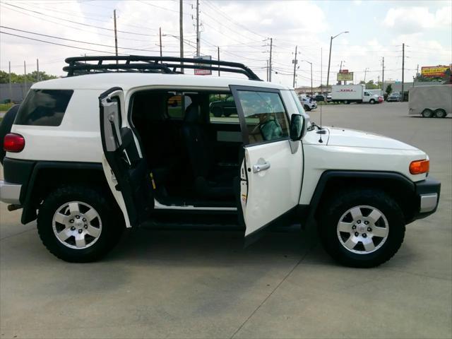 used 2010 Toyota FJ Cruiser car, priced at $16,995