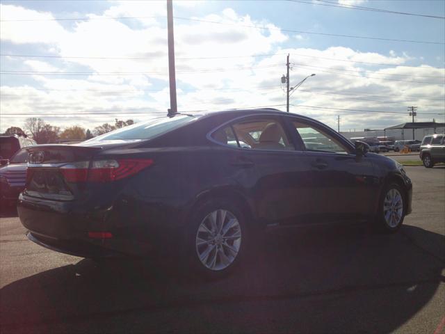 used 2013 Lexus ES 300h car, priced at $14,995