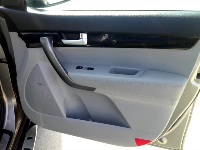 used 2014 Kia Sorento car, priced at $7,995