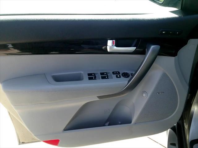used 2014 Kia Sorento car, priced at $7,995