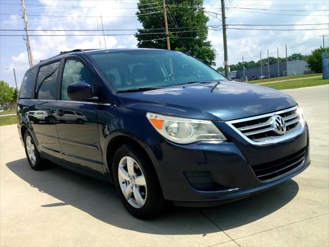 used 2009 Volkswagen Routan car, priced at $4,995