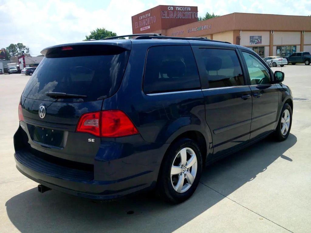 used 2009 Volkswagen Routan car, priced at $4,995