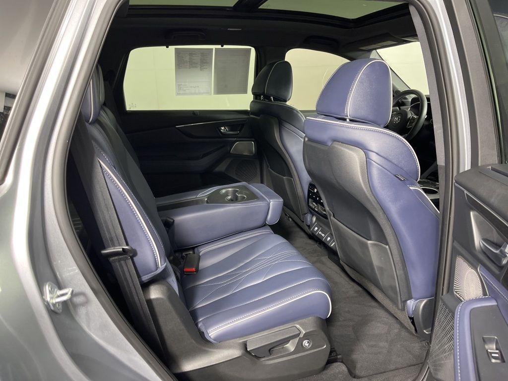 used 2024 Acura MDX car, priced at $53,300