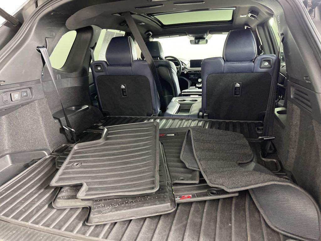 used 2024 Acura MDX car, priced at $53,300