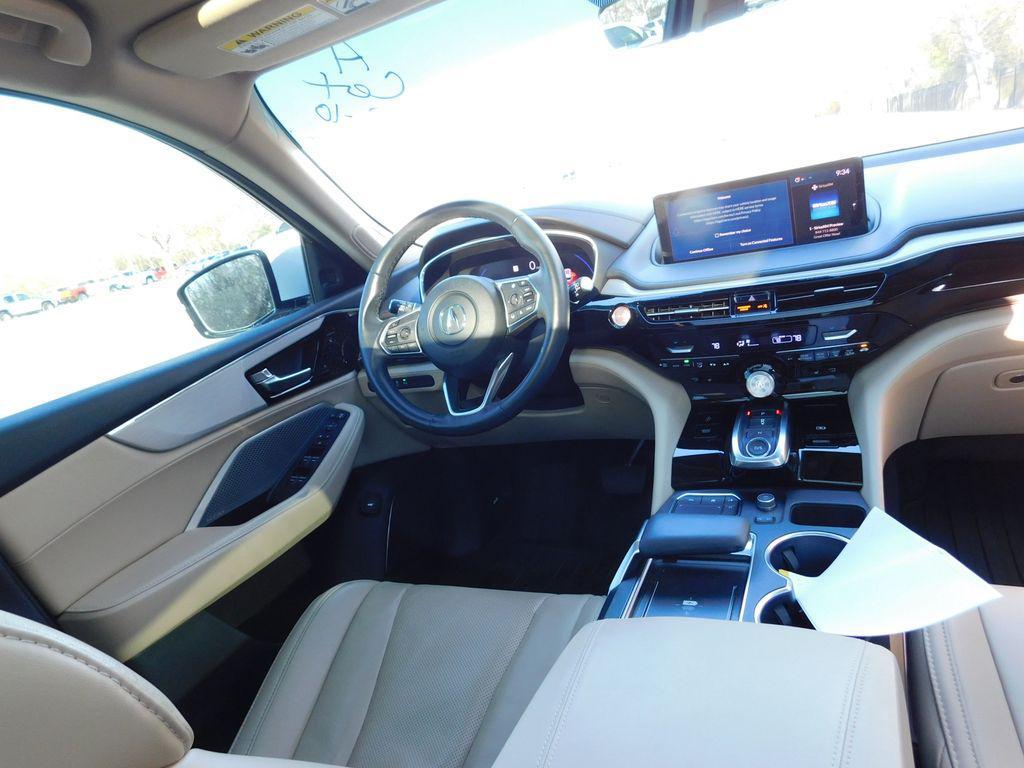 used 2024 Acura MDX car, priced at $47,994