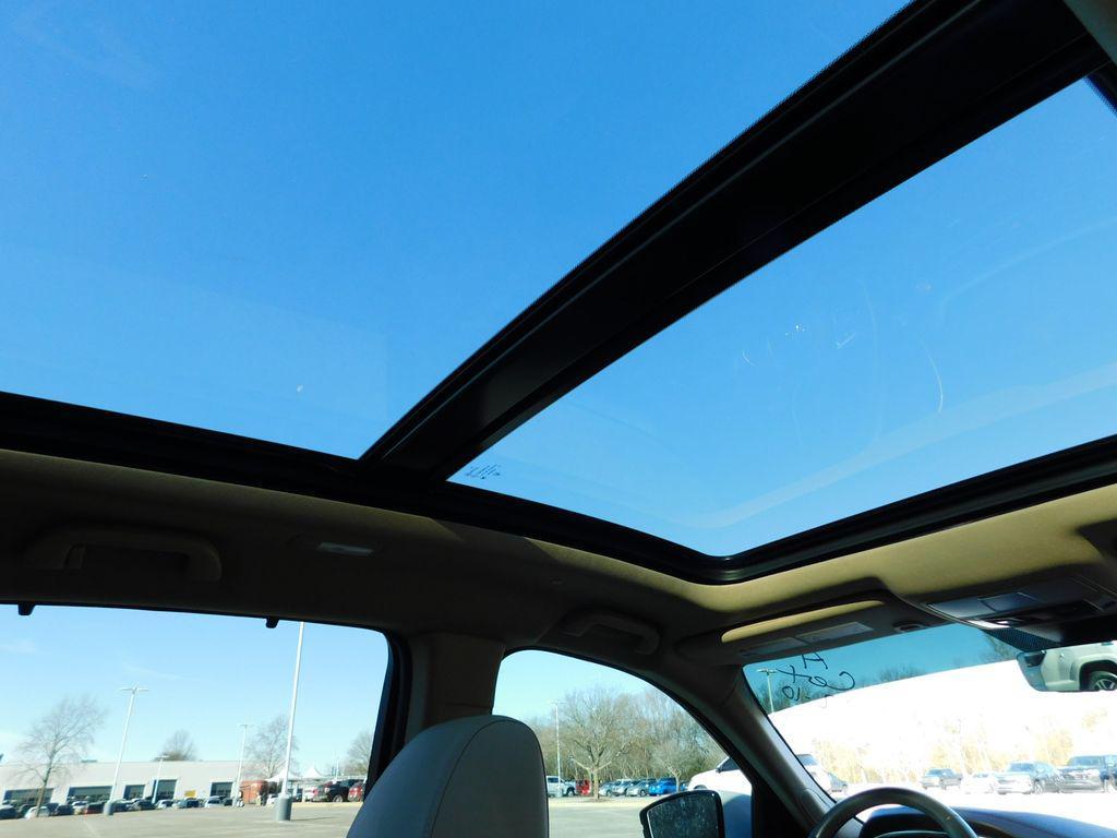 used 2024 Acura MDX car, priced at $47,994