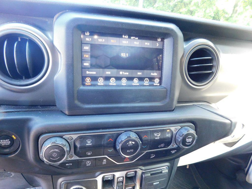 used 2021 Jeep Wrangler Unlimited car, priced at $30,171