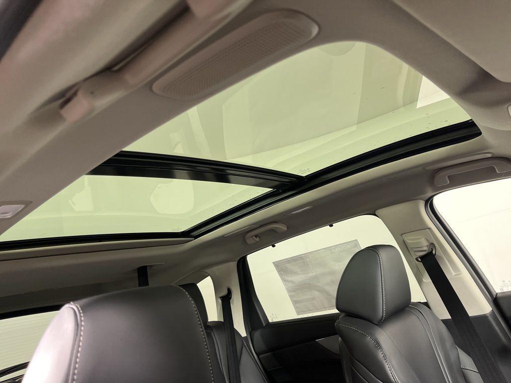 new 2026 Acura MDX car, priced at $61,350