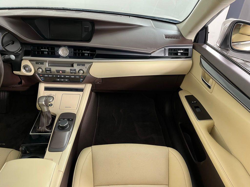 used 2016 Lexus ES 350 car, priced at $16,999