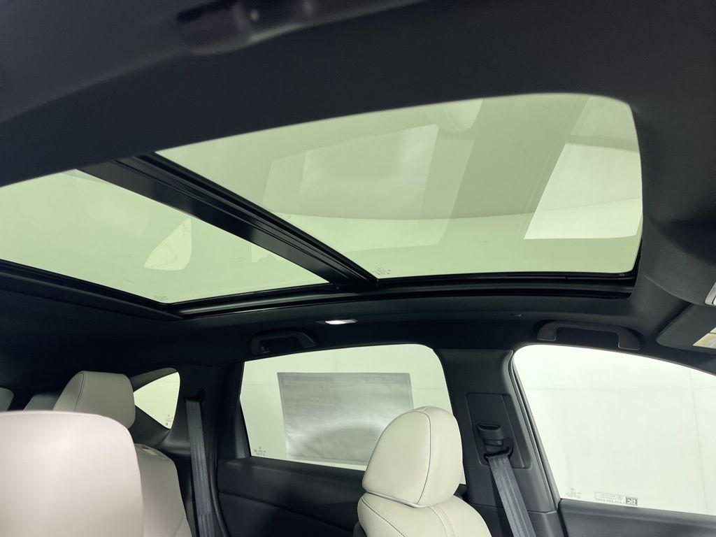 new 2025 Acura RDX car, priced at $46,650