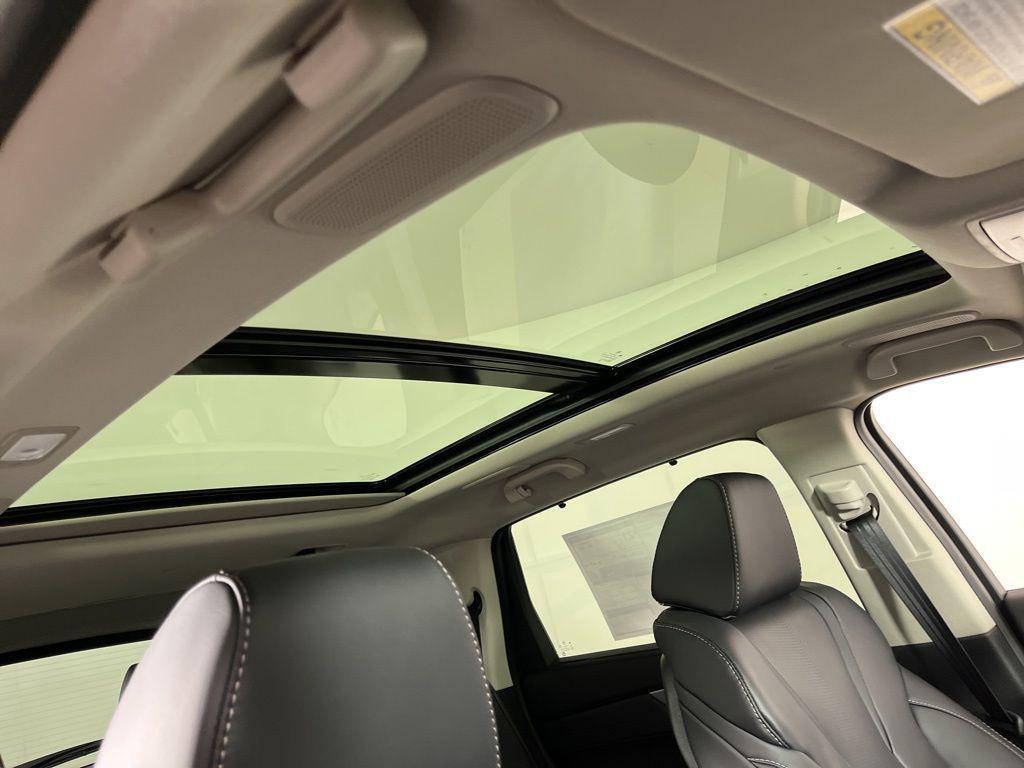 new 2026 Acura MDX car, priced at $61,350