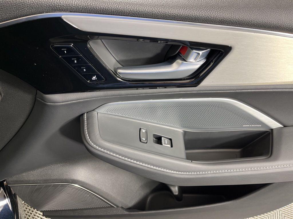 new 2026 Acura MDX car, priced at $61,350