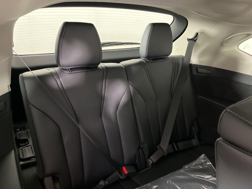 new 2026 Acura MDX car, priced at $61,350