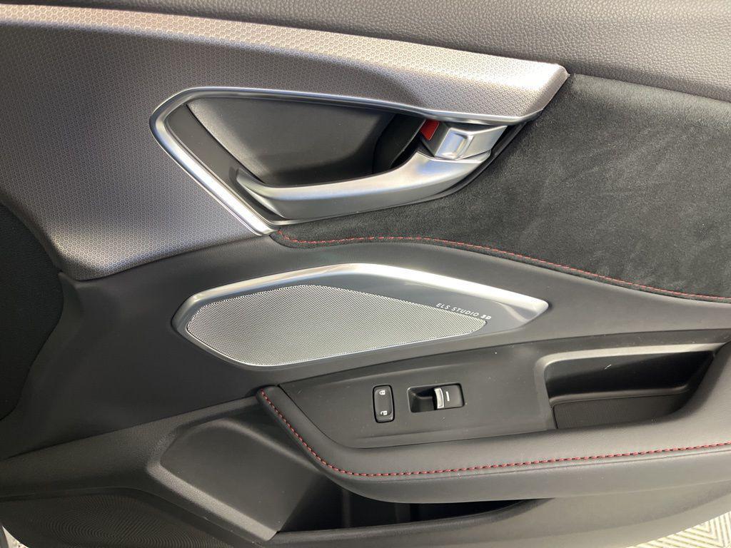 new 2026 Acura RDX car, priced at $52,650