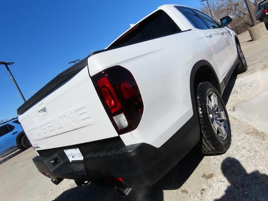 new 2024 Honda Ridgeline car, priced at $44,430