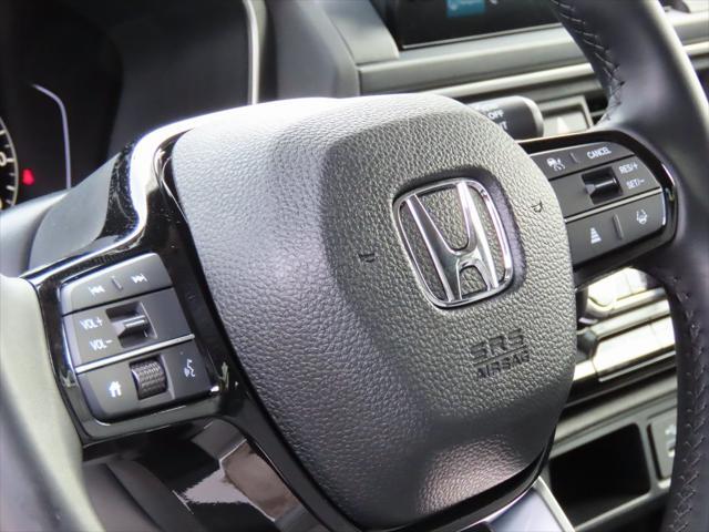 used 2025 Honda Pilot car, priced at $44,995