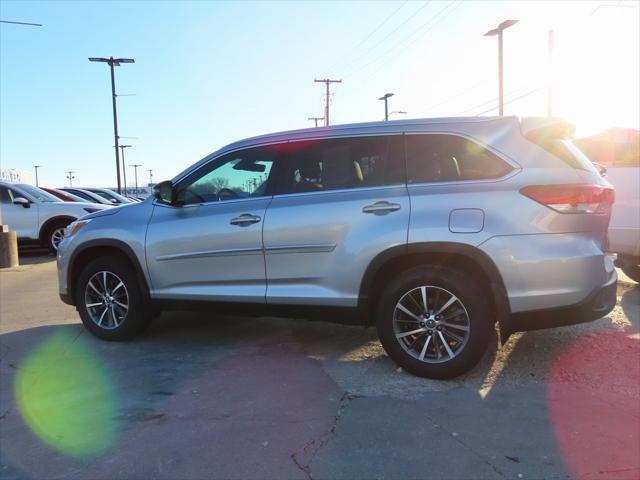 used 2019 Toyota Highlander car, priced at $28,850