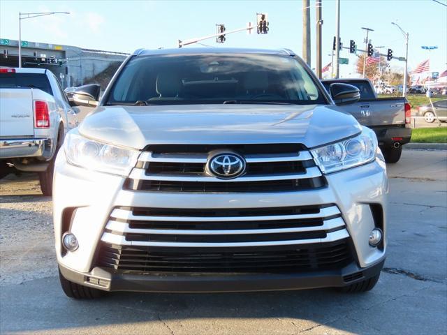 used 2019 Toyota Highlander car, priced at $28,850